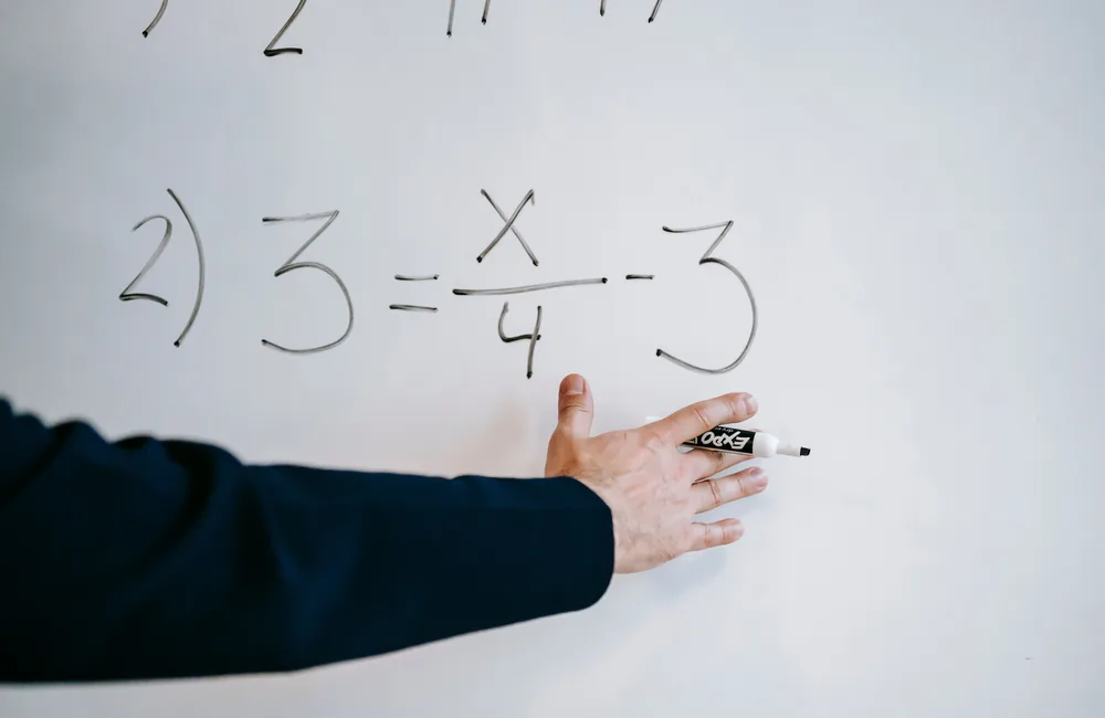 Online geometry and algebra tutoring for California students